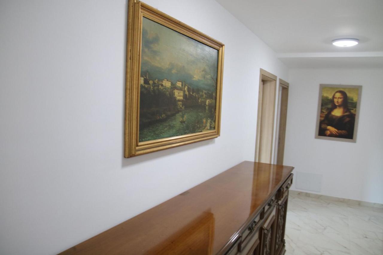 Pensiunea Albero Curtea de Argeş Εξωτερικό φωτογραφία